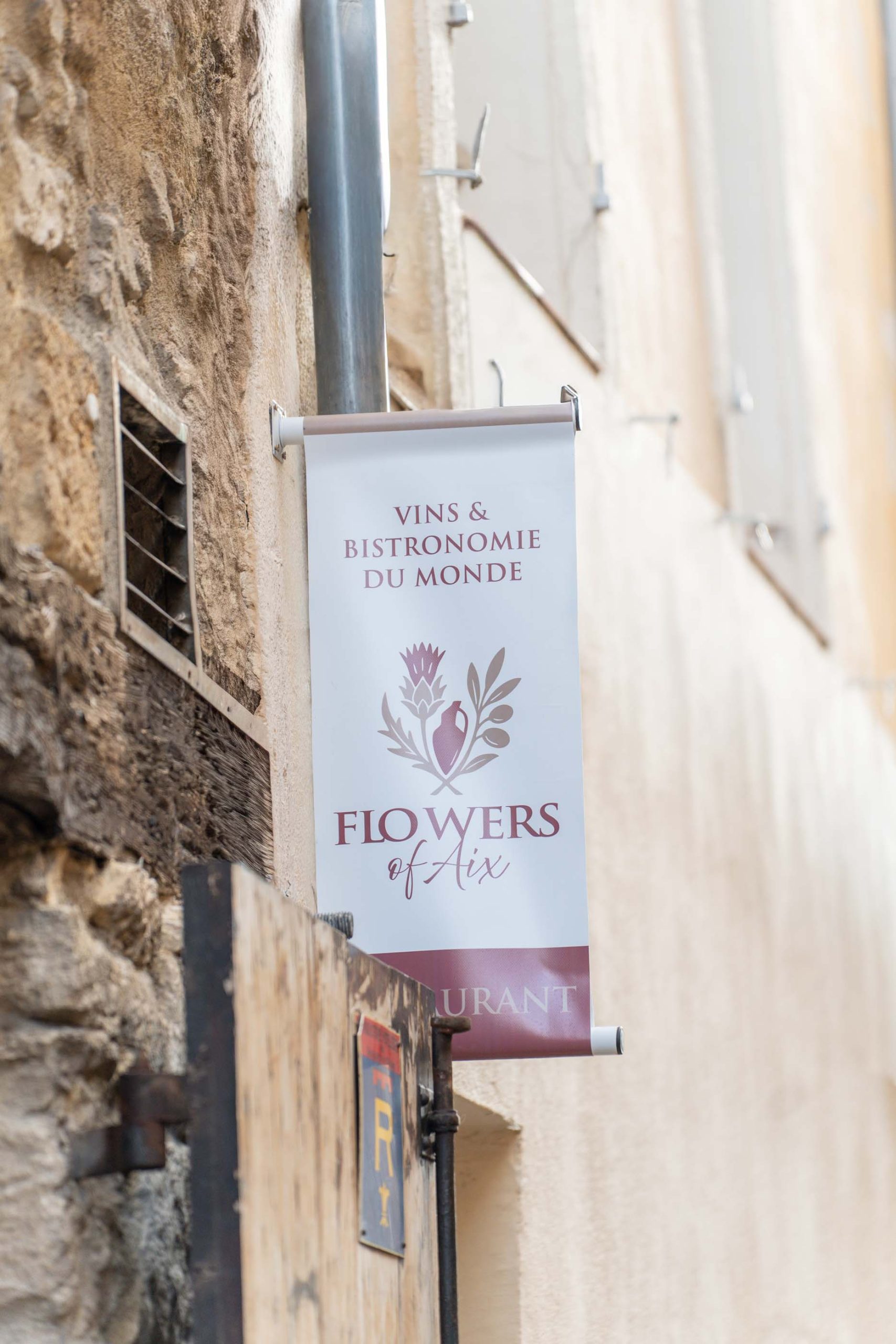 Restaurant Flowers Of Aix en Provence30